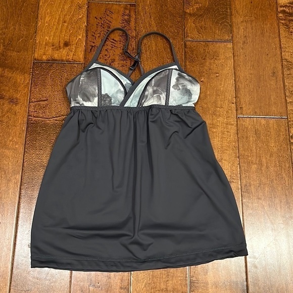 Lululemon  Rehearsal Black/White Coal Tinted
Tank 4 - Picture 7 of 9
